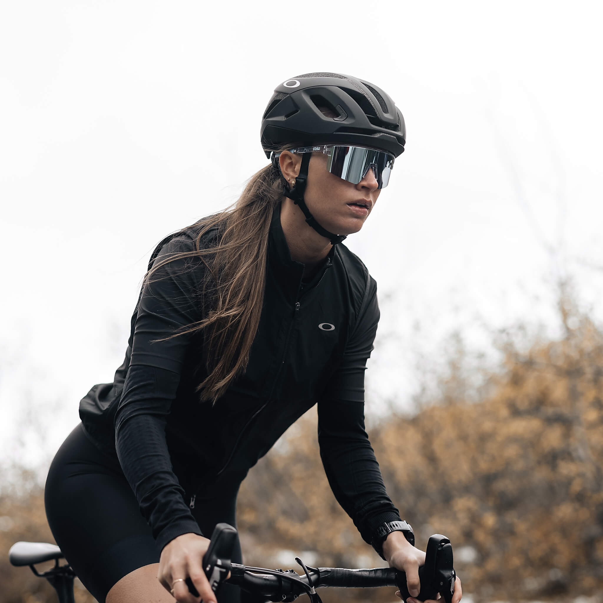 Sunglasses Bliz P004 L (0-137) with Ice Blue lens and Blau transparent frame Image 3 of 6 Sunglasses Bliz P004 L (0-137) with Ice Blue lens and Blau transparent frame Image 3 of 6